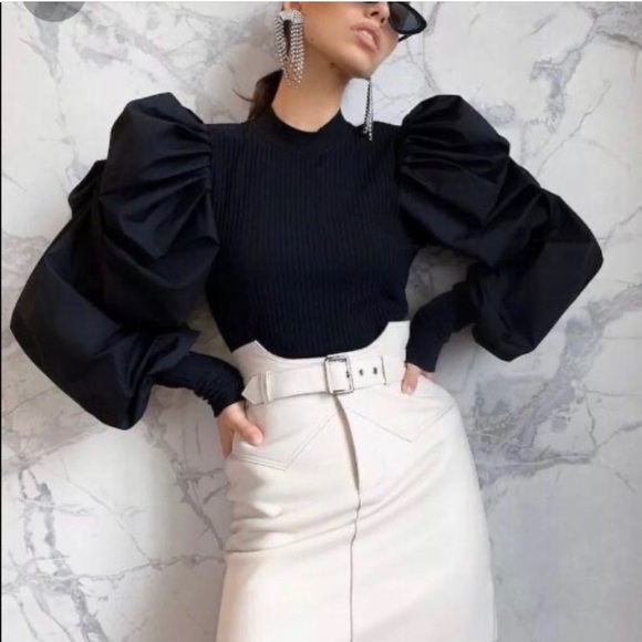 Tops - Black Puff Sleeve Long Sleeve Ribbed Top